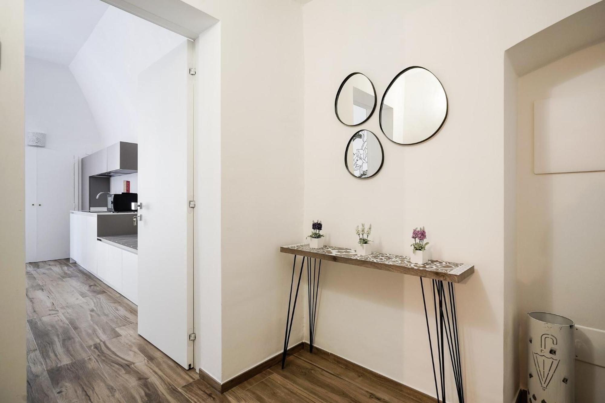 Siamo Bari Apartments By Wonderful Italy Exterior photo